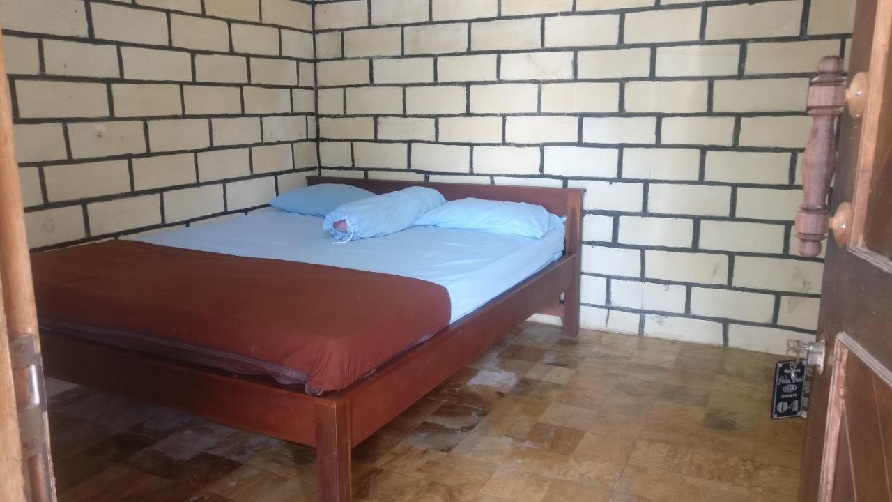 Hotel Kampoeng Drini Brono Екстер'єр фото